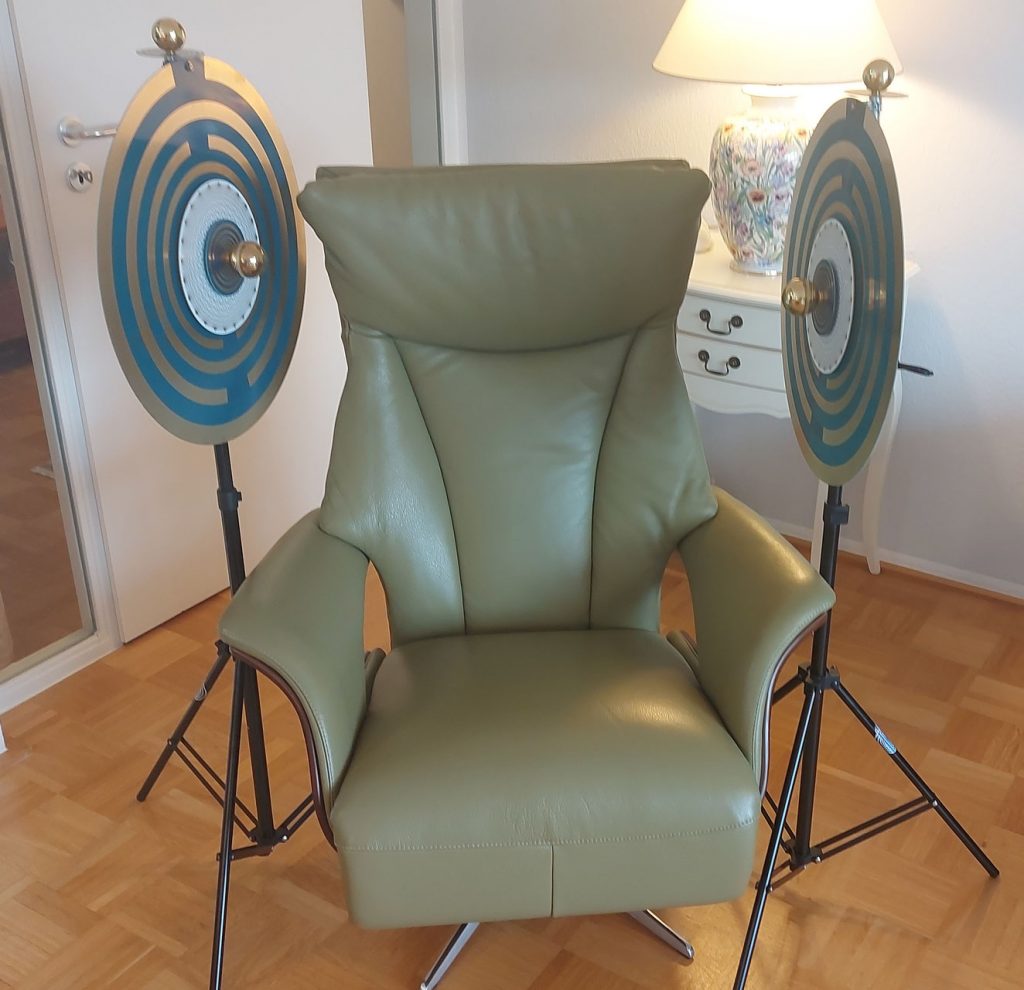 Prana Echo Resonanz Ständer Gold-Version | Multiwellen-Oszillator | Energie-Scheibe